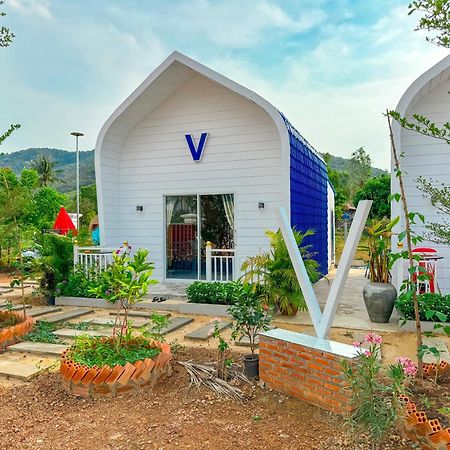 Mean Mean Bungalow Phumi Veal Sbov Exterior photo